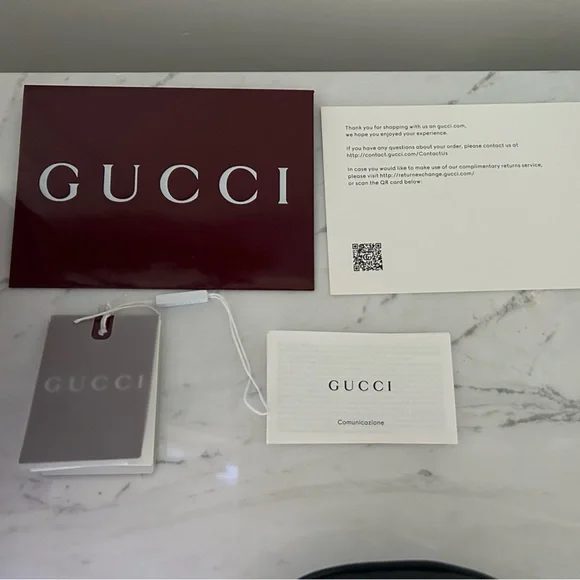 Gucci GG Marmont Matelasse Black
Leather Chain Mini Bucket Shoulder Bag Cuore - Picture 5 of 7